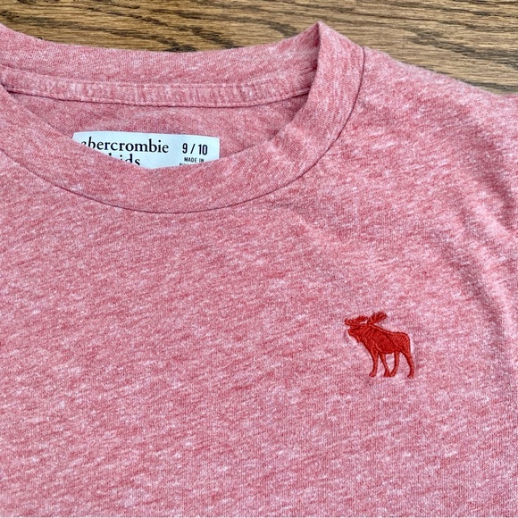 Abercrombie Kids Short Sleeve Tee Trio - Navy, Heather Blue, Heather Red - Picture 3 of 3